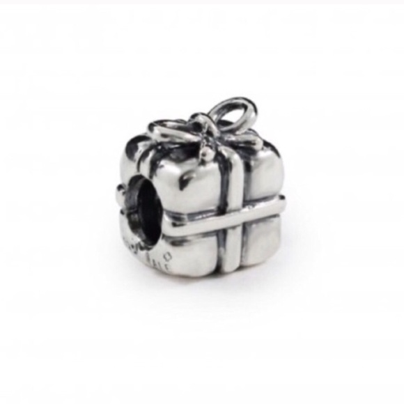 Pandora Jewelry - Pandora Perfect Present Charm